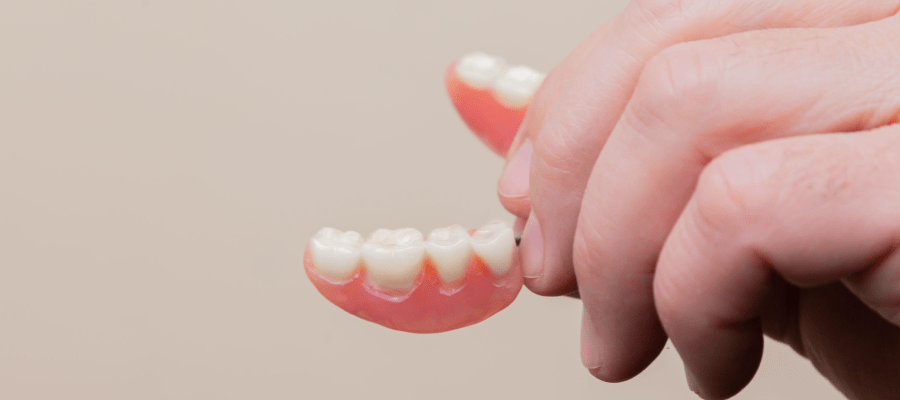 Rodzaje implantów stomatologicznych